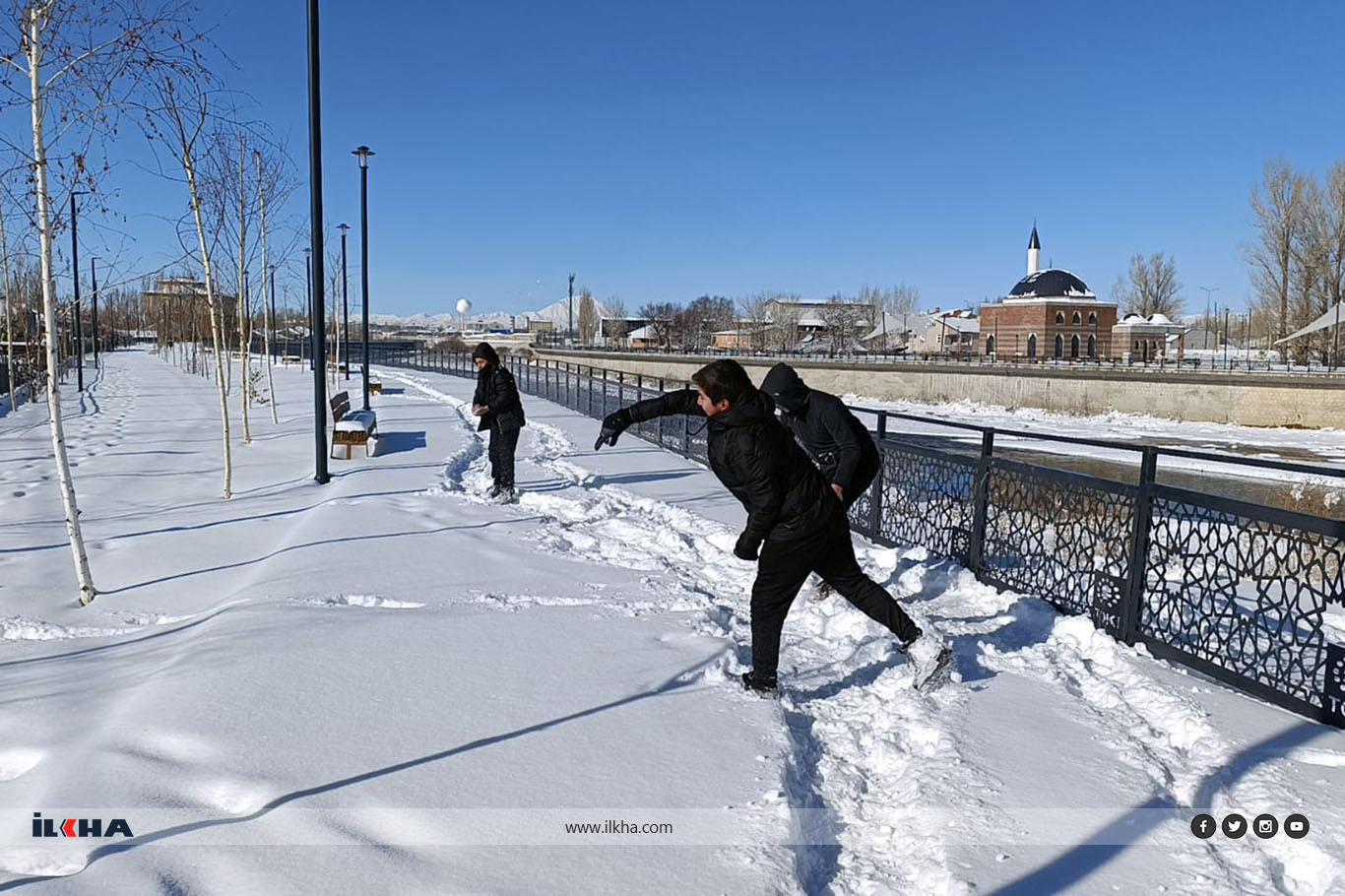 Kar yağışı nedeni ile Ağrı, Ardahan, Erzurum, Iğdır ve Kars'ta 1874 yerleşim yeri ulaşıma kapandı