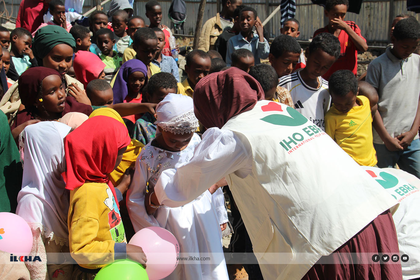 IHO EBRAR, Etiyopya'da yüzlerce yetimi giydirdi