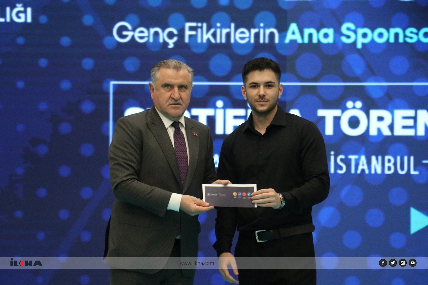 Gençlik ve Spor Bakanı Bak, ÜNİDES programında konuştu