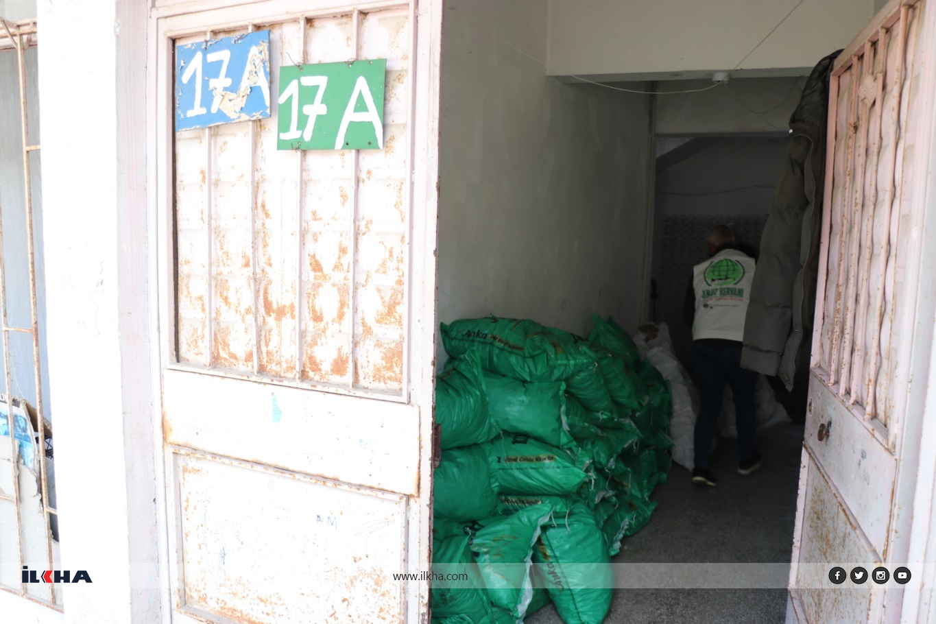 Umut Kervanı'ndan Ankara'da ihtiyaç sahibi aileye yardım