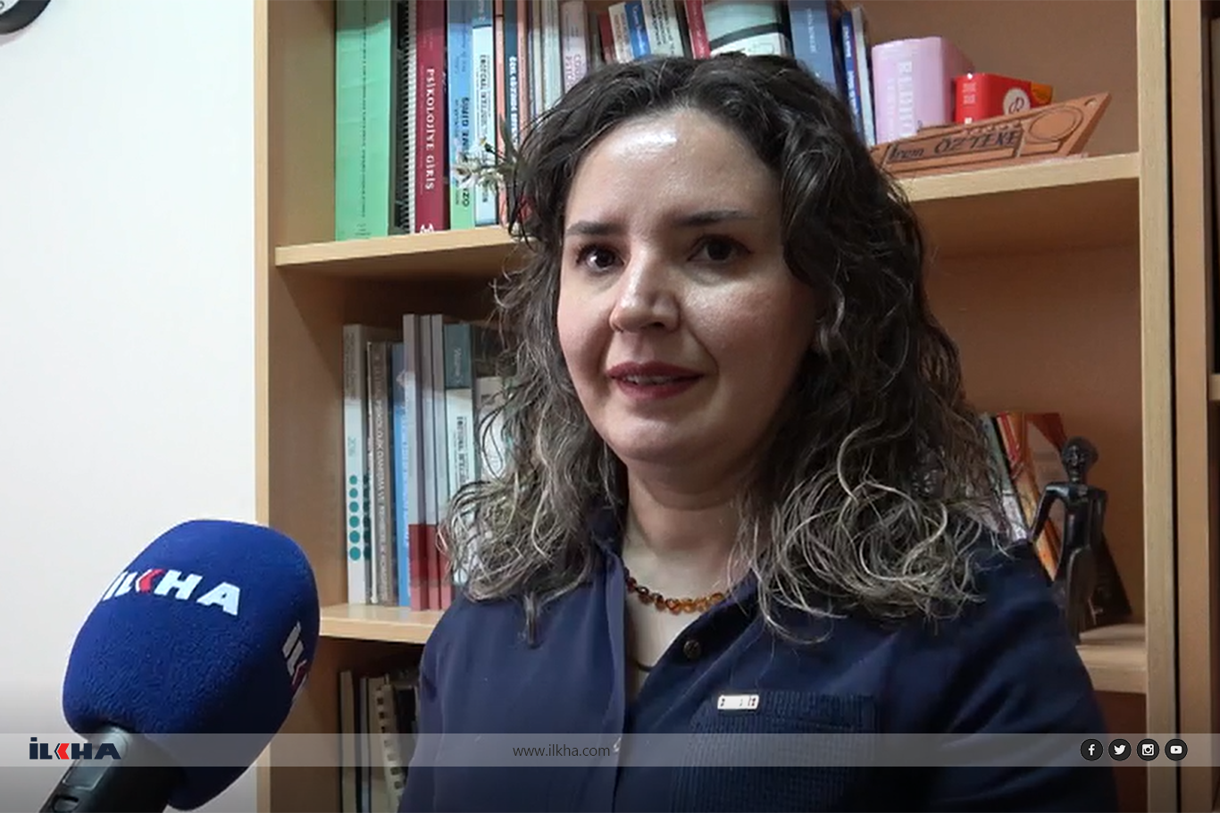 Doç. Dr. Özteke Kozan: Gençler kimlik krizi, gelecek kaygısı ve aile bağları arasında sıkışıyor Doç. Dr. Özteke Kozan: Gençler kimlik krizi, gelecek kaygısı ve aile bağları arasında sıkışıyor