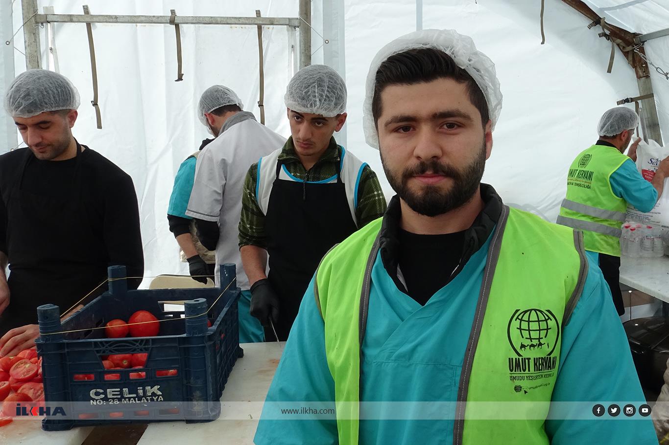 Malatya'da kazanlar ilk iftar için kaynamaya başladı Malatya'da kazanlar ilk iftar için kaynamaya başladı