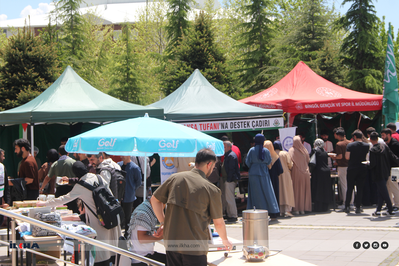 Bingöl Üniversitesi öğrencilerinden Gazze yararına kermes Bingöl Üniversitesi öğrencilerinden Gazze yararına kermes