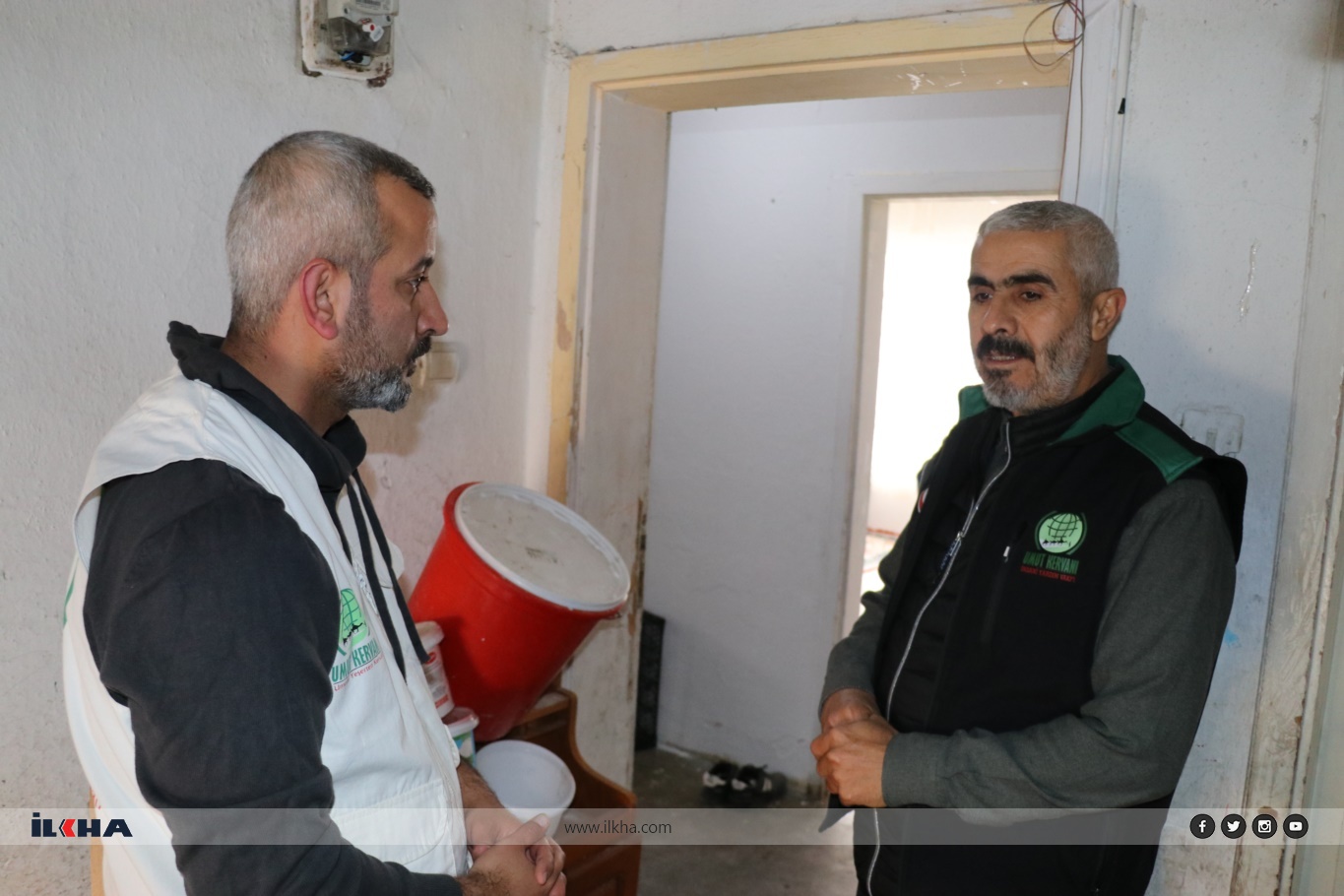 Umut Kervanı'ndan Ankara'da ihtiyaç sahibi aileye yardım