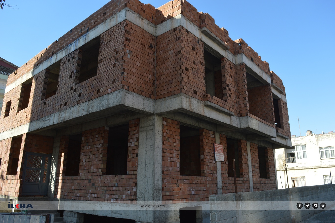 Çocuklar için başlatılan Kur’an kursu inşaatı, 3 yıldır madde bağımlılarının mekanı