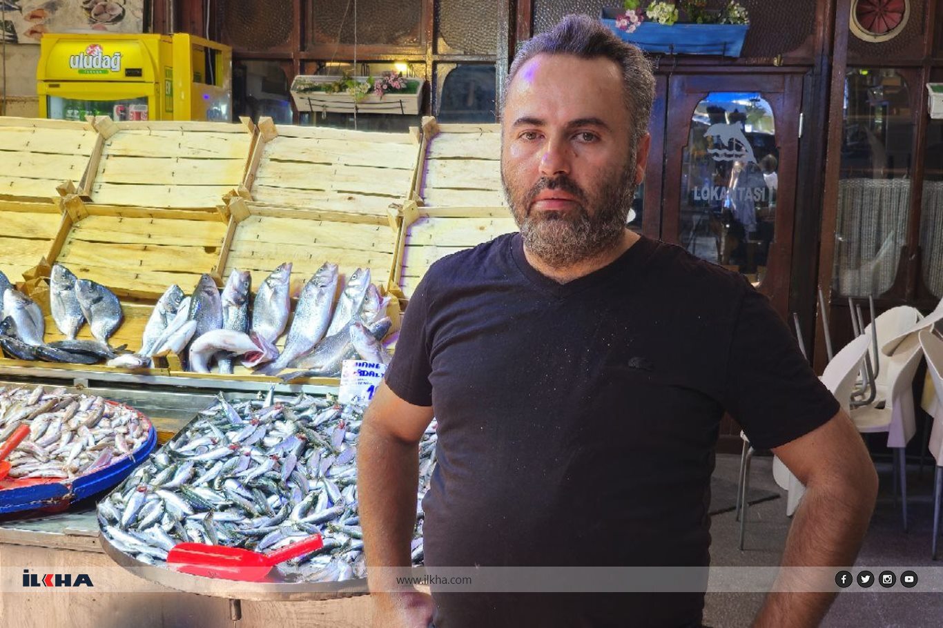 Balıkçılar "Vira Bismillah" dedi, balıklar tezgâhlardaki yerini aldı Balıkçılar "Vira Bismillah" dedi, balıklar tezgâhlardaki yerini aldı