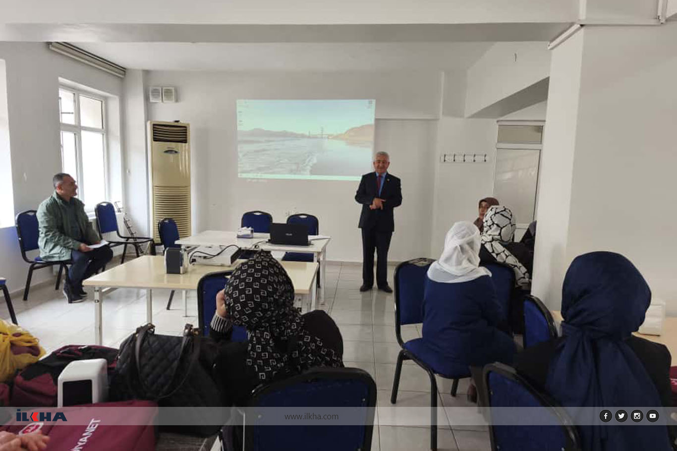 Adıyaman İl Müftülüğü'nden umre semineri Adıyaman İl Müftülüğü'nden umre semineri