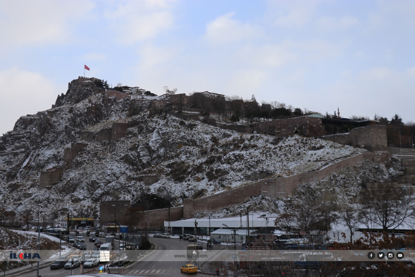 Ankara’da yeni yılın ilk gününde kar manzaraları