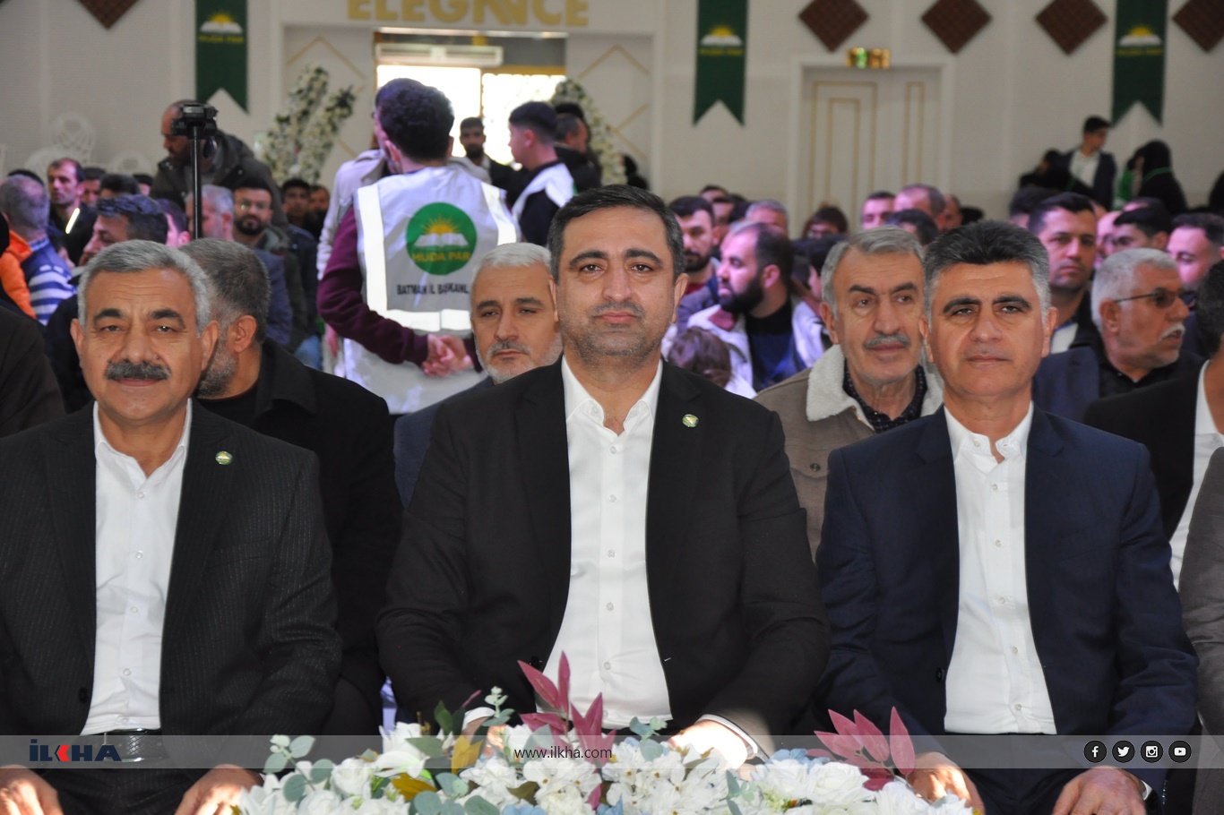 Batman Belediye Başkan adayı Ramanlı, projelerini ve meclis üyelerini açıkladı