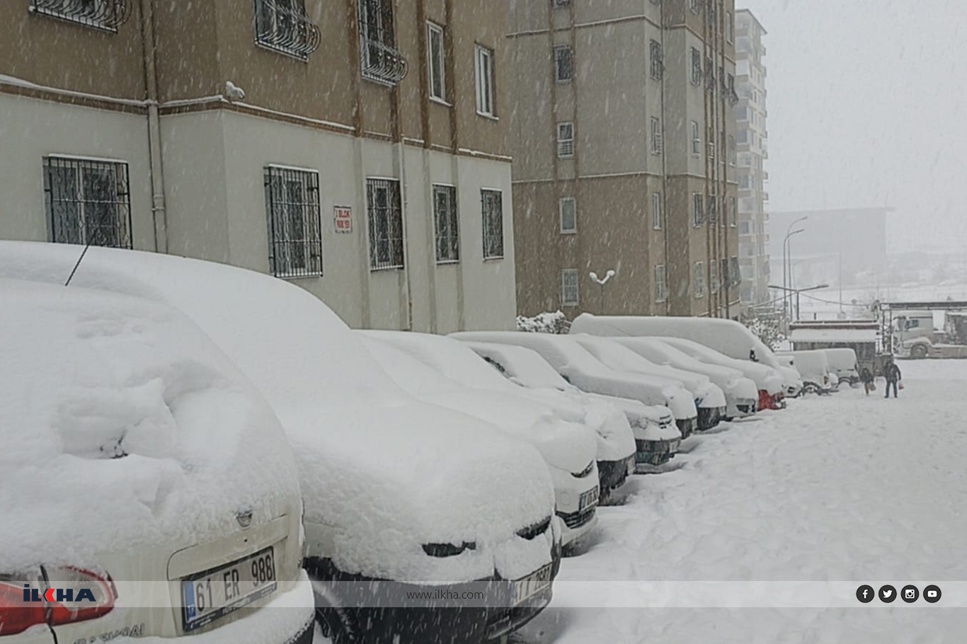 Gaziantep'te gece başlayan kar yağışı devam ediyor