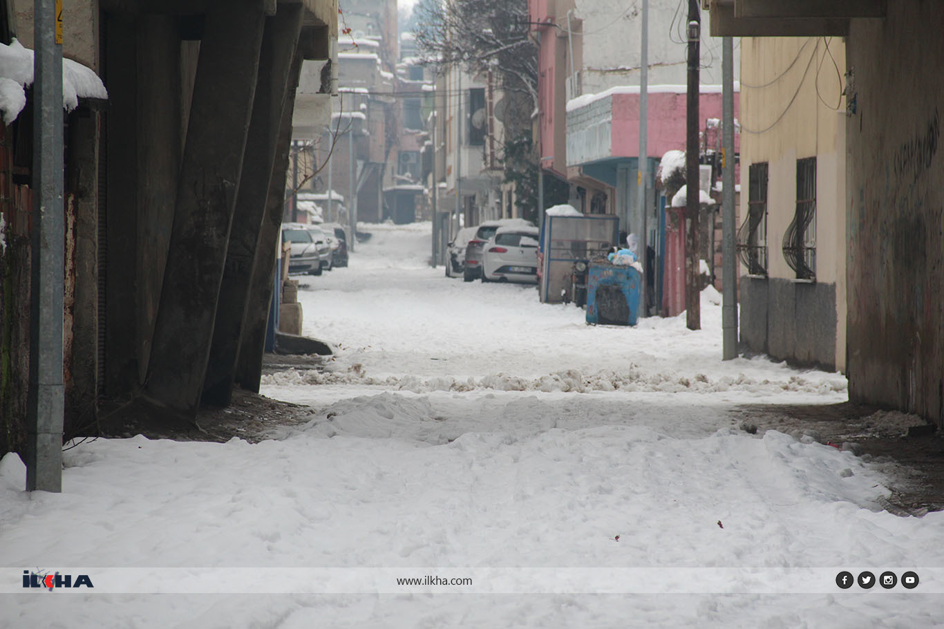 Batman'da mahalle araları kardan geçilmiyor: Hayat durma noktasında