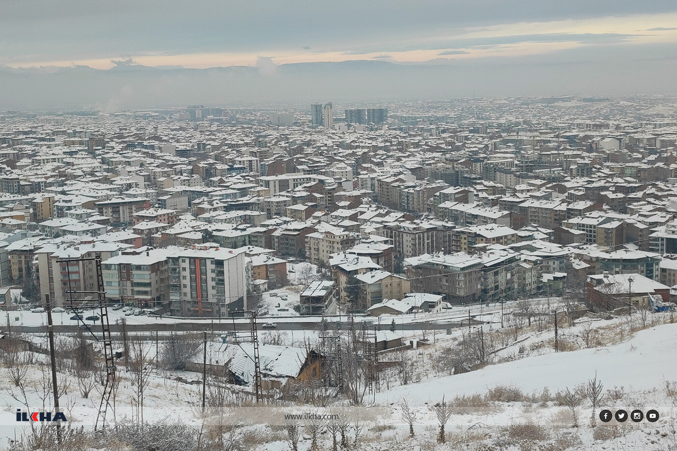 Malatya'da kış mevsiminin ilk kar yağışı: Sevinç ve mağduriyet bir arada 