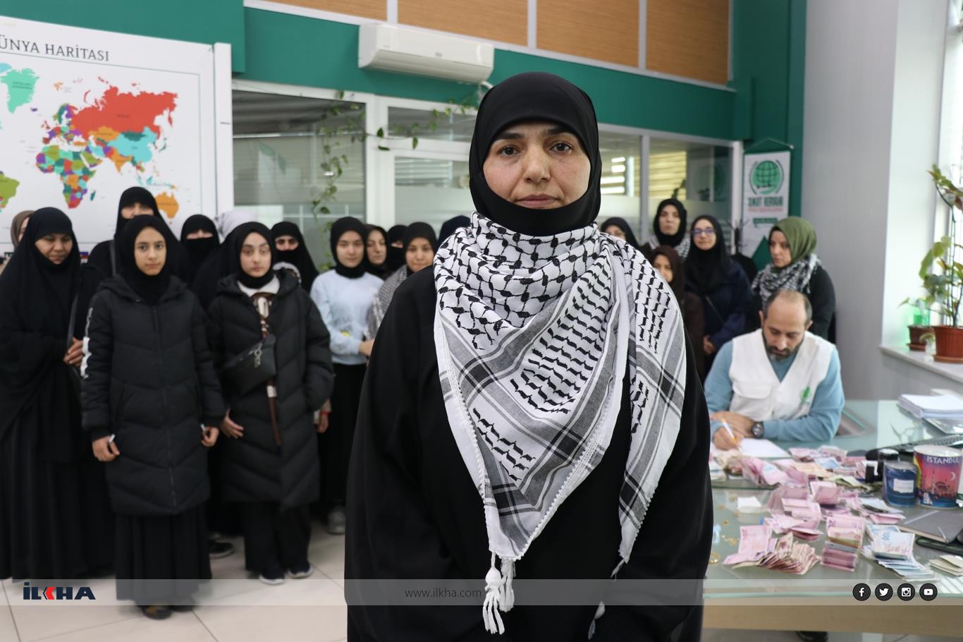 HÜDA PAR İstanbul İl Kadın Kolları'ndan Gazze için anlamlı bağış