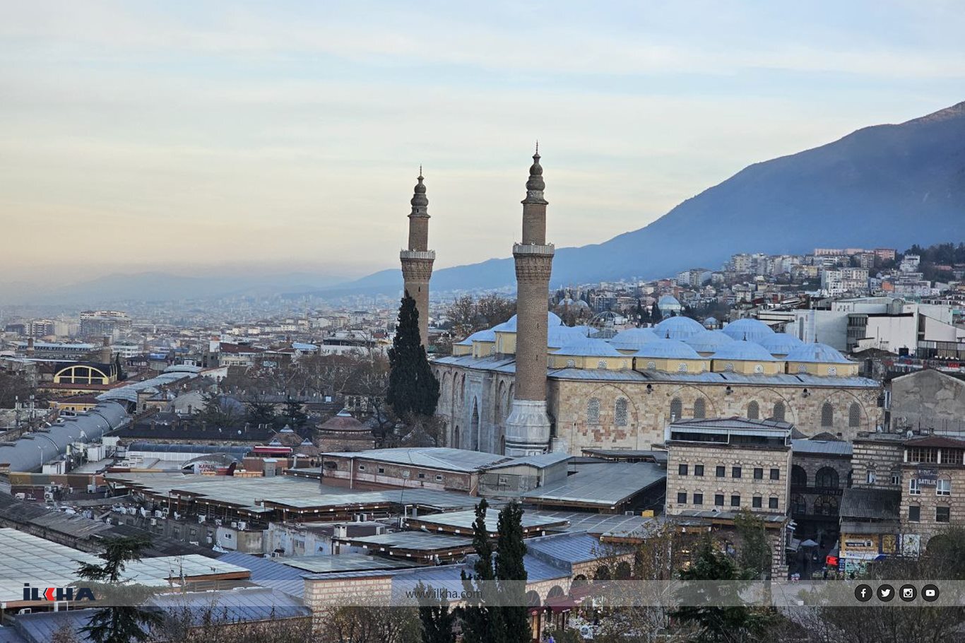 Çektiği fotoğraflarla, mazideki Bursa’nın izlerini bugüne taşıyor