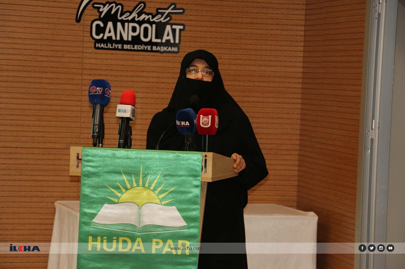 HÜDA PAR Şanlıurfa'da "Son Kale Aile" konferansı düzenlendi