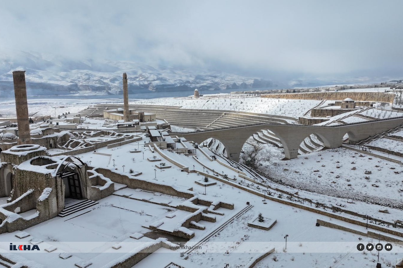 Kar yağışı sonrası Hasankeyf'te kartpostallık manzaralar oluştu