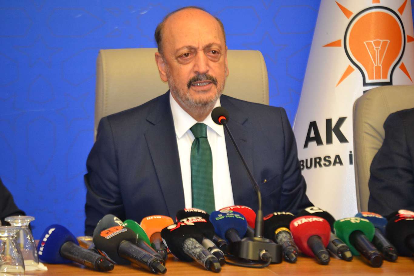 Bakan Bilgin'den sözleşmeliye kadro, EYT ve asgari ücret açıklaması Bakan Bilgin'den sözleşmeliye kadro, EYT ve asgari ücret açıklaması