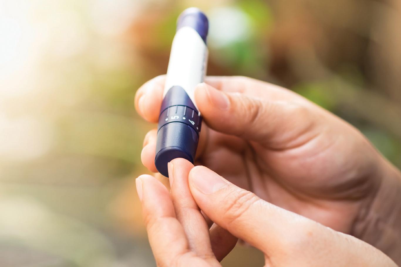 Diyabet hastaları hareketli bir yaşam sürmeli ve diyetlerine dikkat etmeli