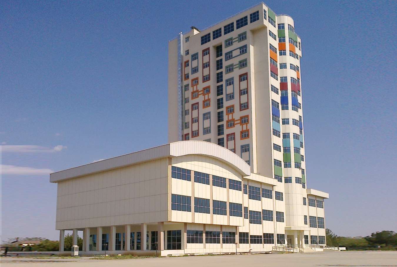 Öğretmenler, öğretmenevi restoran ve kafelerinden yüzde 30 indirimli yararlanacak Öğretmenler, öğretmenevi restoran ve kafelerinden yüzde 30 indirimli yararlanacak