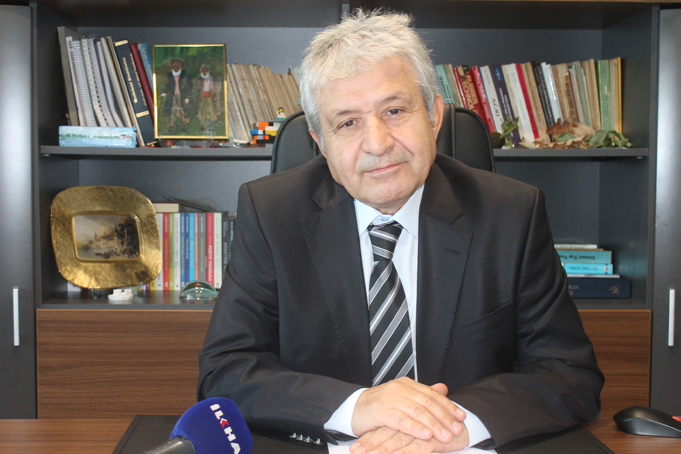 Prof. Dr. Günay: Diş fırçalamak, çeşitli materyallerle insanlık tarihi boyunca uygulanıyor Prof. Dr. Günay: Diş fırçalamak, çeşitli materyallerle insanlık tarihi boyunca uygulanıyor