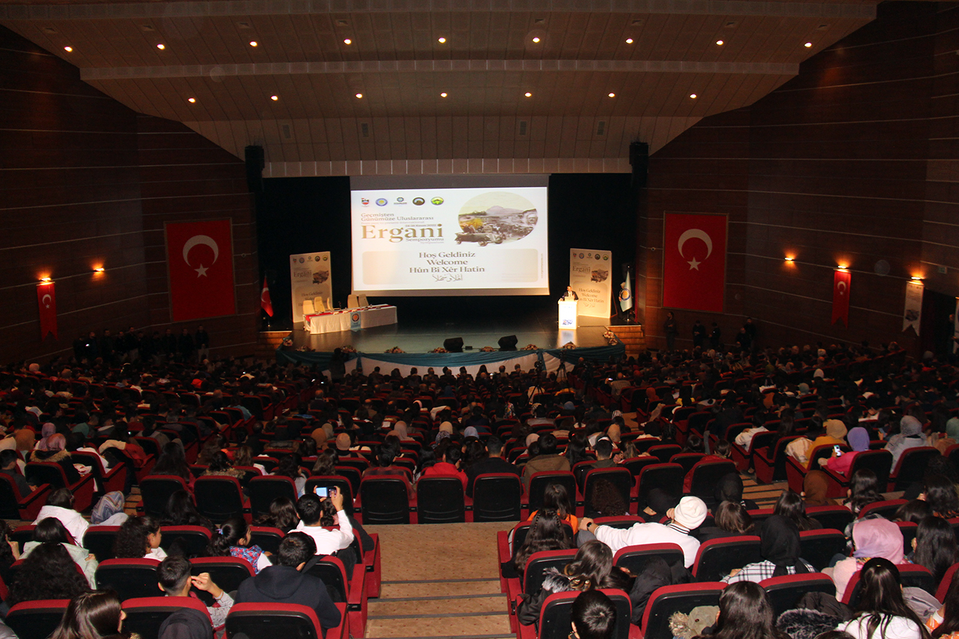 "Geçmişten Günümüze Uluslararası Ergani Sempozyumu" başladı