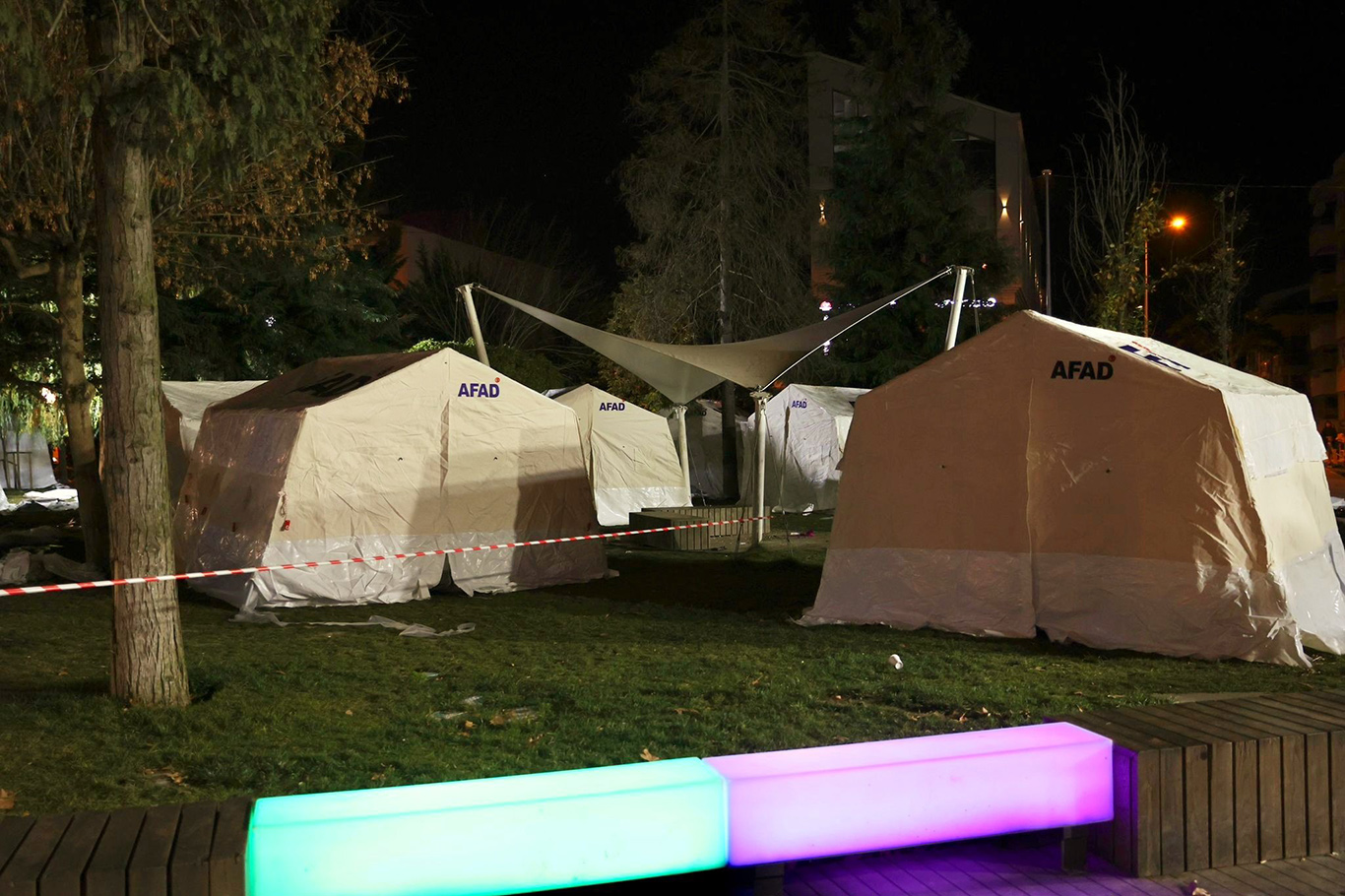 Düzce depreminden etkilenenler için 1 milyon TL kaynak aktarıldı Düzce depreminden etkilenenler için 1 milyon TL kaynak aktarıldı