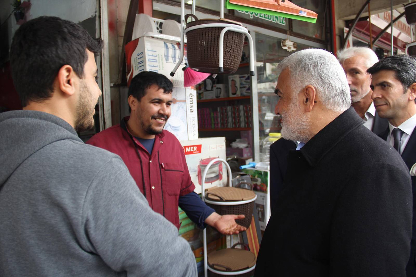 Yapıcıoğlu'ndan Şanlıurfa esnafına ziyaret