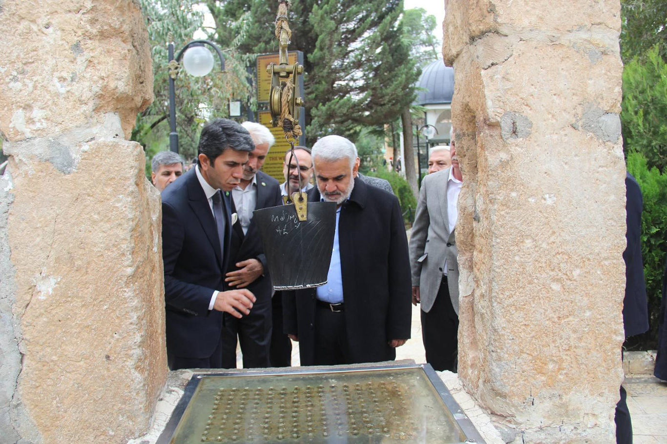 Yapıcıoğlu'ndan Eyyub Peygamber Camii'ne ziyaret