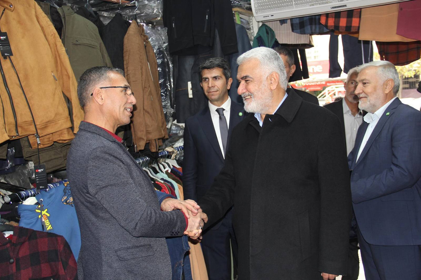 Yapıcıoğlu'ndan Şanlıurfa esnafına ziyaret