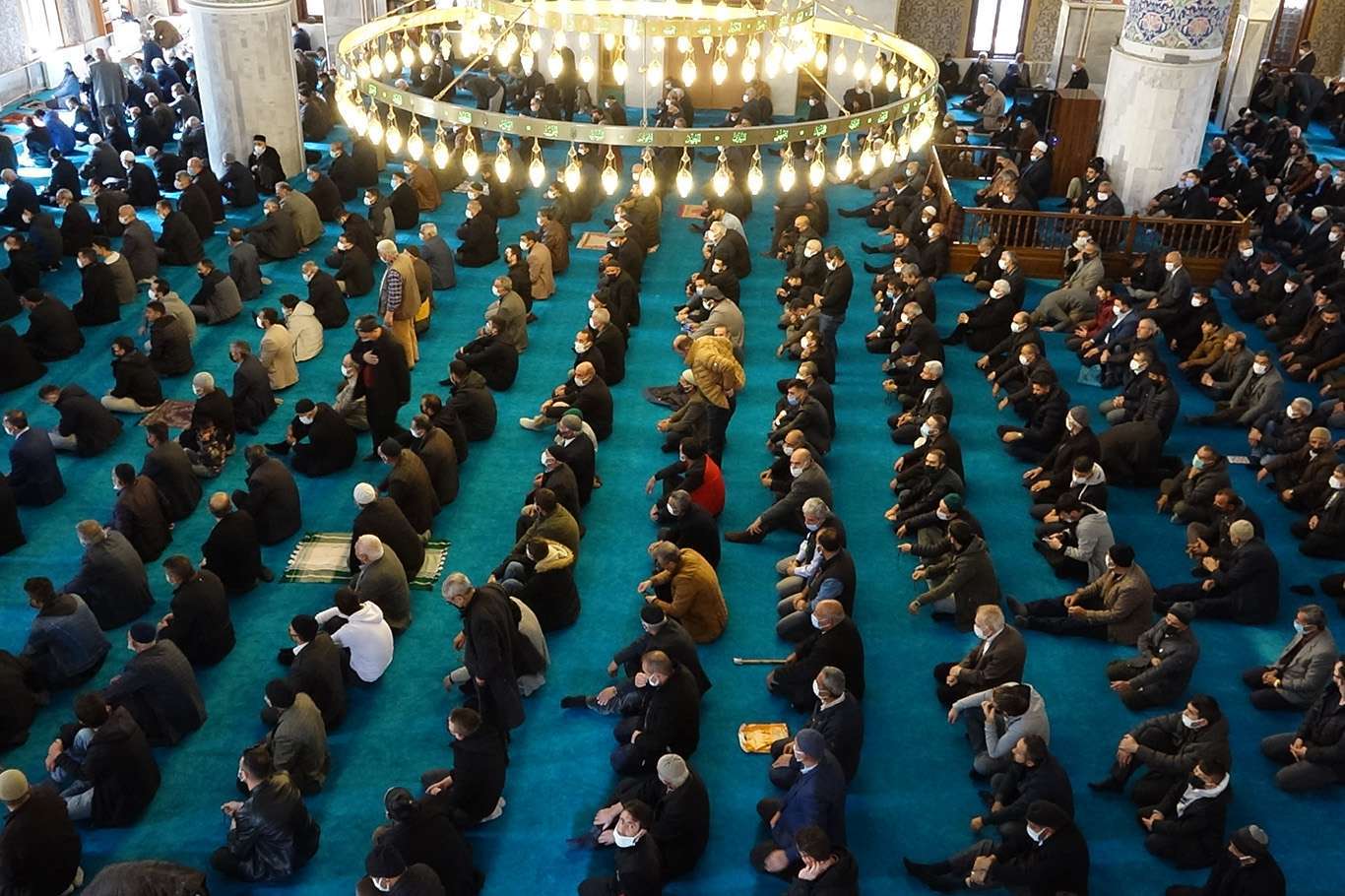 Cuma hutbesi: Merhamet Toplumu Cuma hutbesi: Merhamet Toplumu