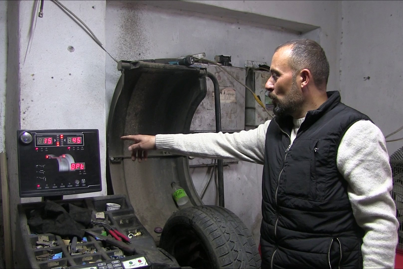 Oto lastik tamircilerinden "Kış Lastiği" uyarısı: Can güvenliğinizi ihmal etmeyin