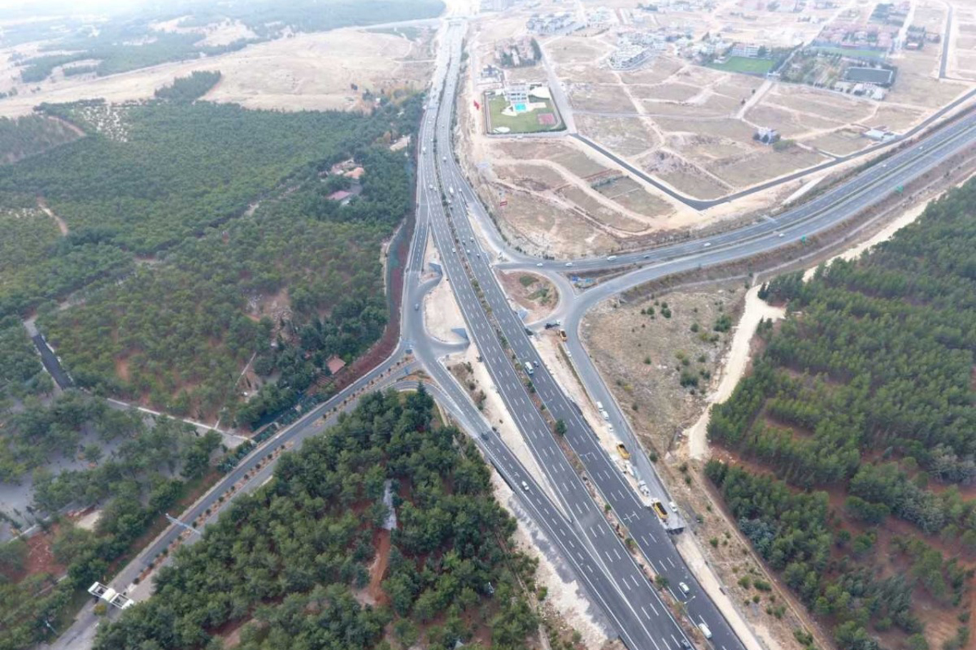Ulaştırma ve Altyapı Bakanlığı: Nizip-Karkamış yolu 2023 yılında bitirilecek Ulaştırma ve Altyapı Bakanlığı: Nizip-Karkamış yolu 2023 yılında bitirilecek