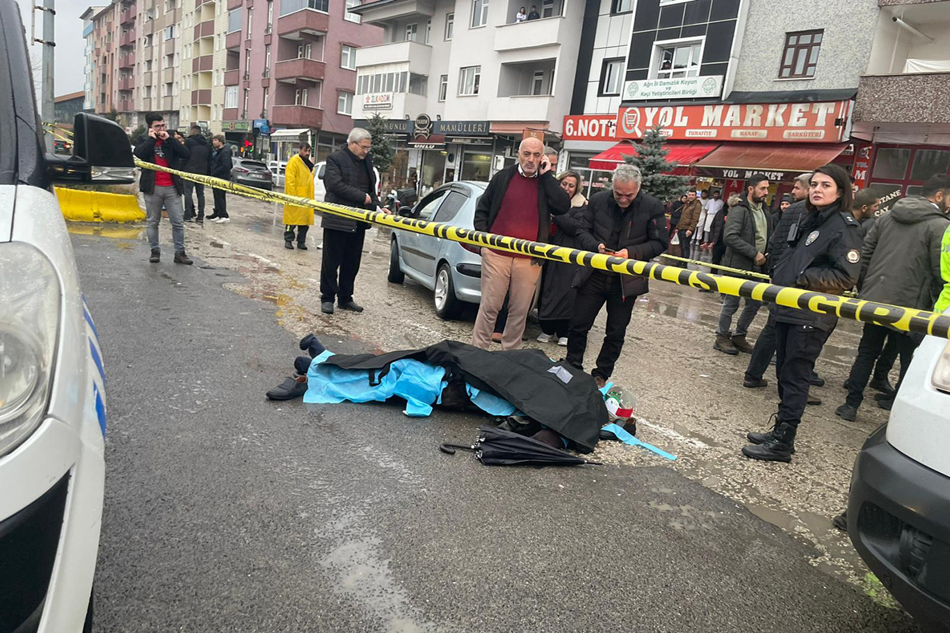 Ağrı'da meydana gelen trafik kazasında 1 kişi vefat etti (2)