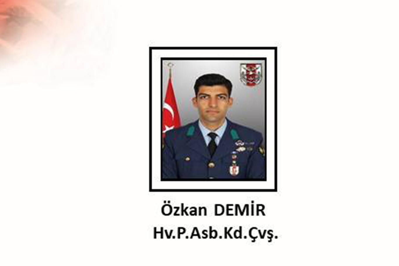 Paraşüt kazasında bir asker hayatını kaybetti Paraşüt kazasında bir asker hayatını kaybetti