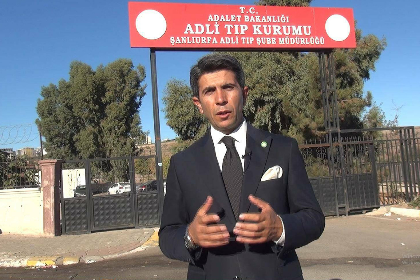 HÜDA PAR Şanlıurfa İl Başkanı Özaslan, Adli Tıp'taki gergin bekleyişe dikkat çekti HÜDA PAR Şanlıurfa İl Başkanı Özaslan, Adli Tıp'taki gergin bekleyişe dikkat çekti