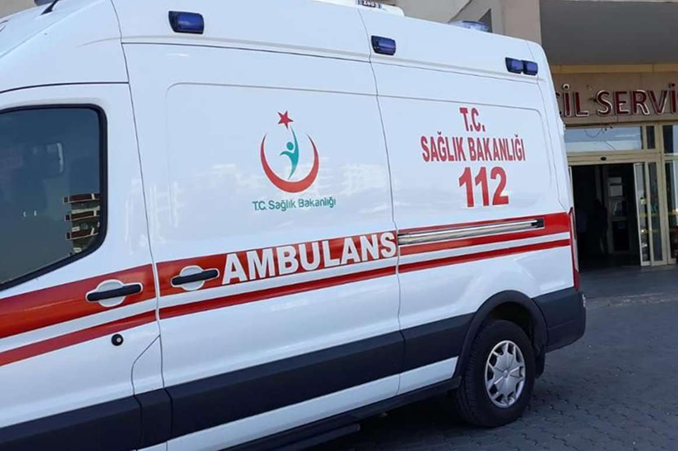 Kayseri'de 11'inci kattan düşen kadın hayatını kaybetti Kayseri'de 11'inci kattan düşen kadın hayatını kaybetti