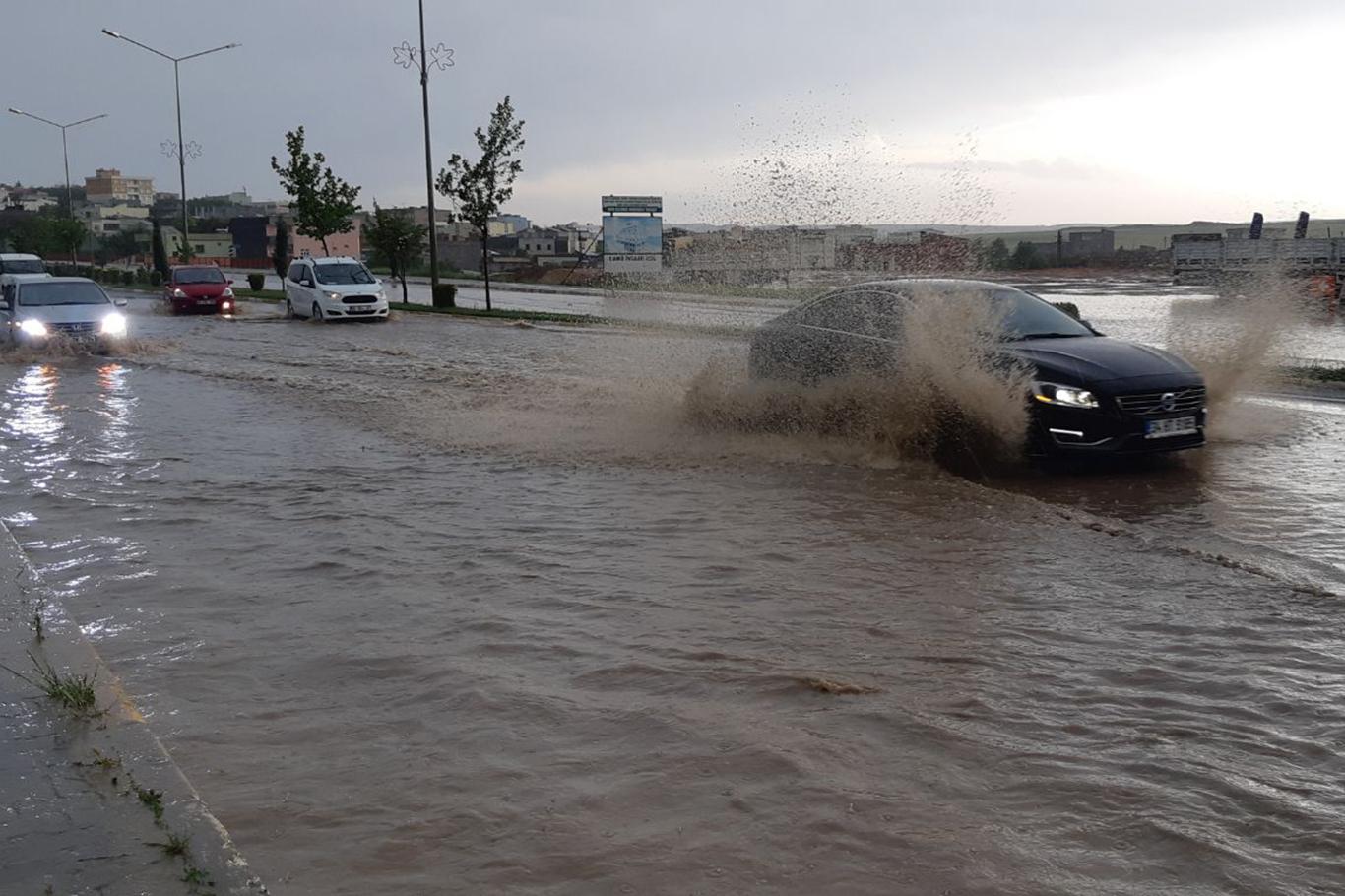 Meteorolojiden Hatay için sel ve su baskını uyarısı