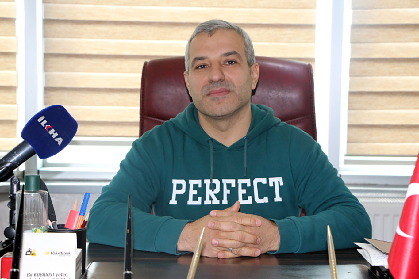 Sürücülerin yağışlı havalarda ve gizli buzlanmalara kaşı dikkat etmesi gereken hususlar nelerdir?