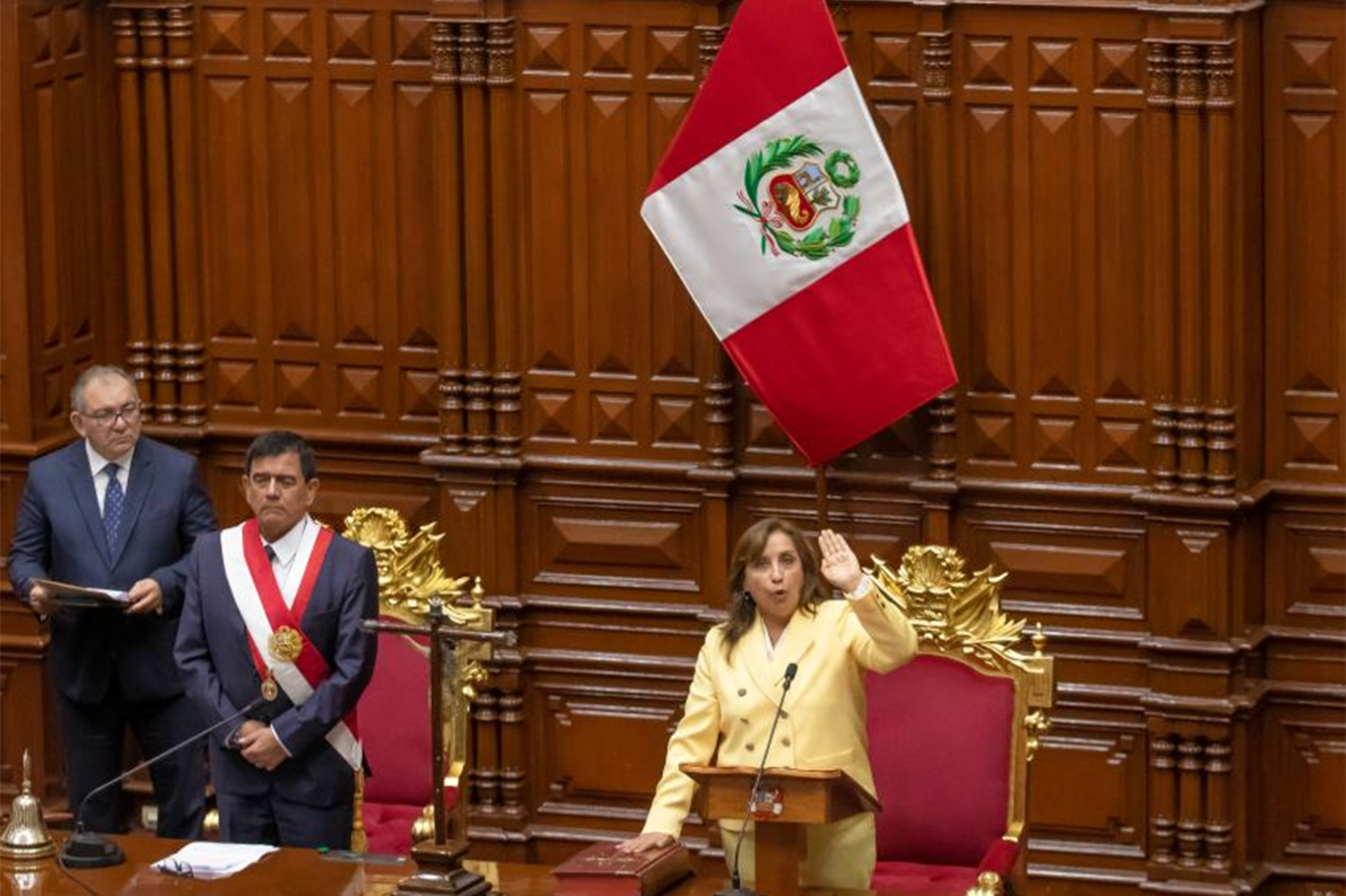 Peru'da devlet başkanlığına ilk kez bir kadın getirildi
