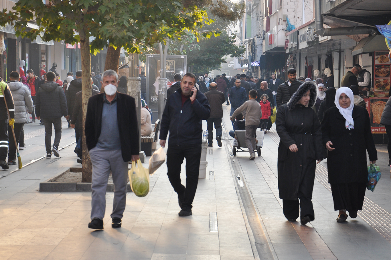 Akaryakıttaki indirimlerin ürün fiyatlarına yansımamasına halktan tepki