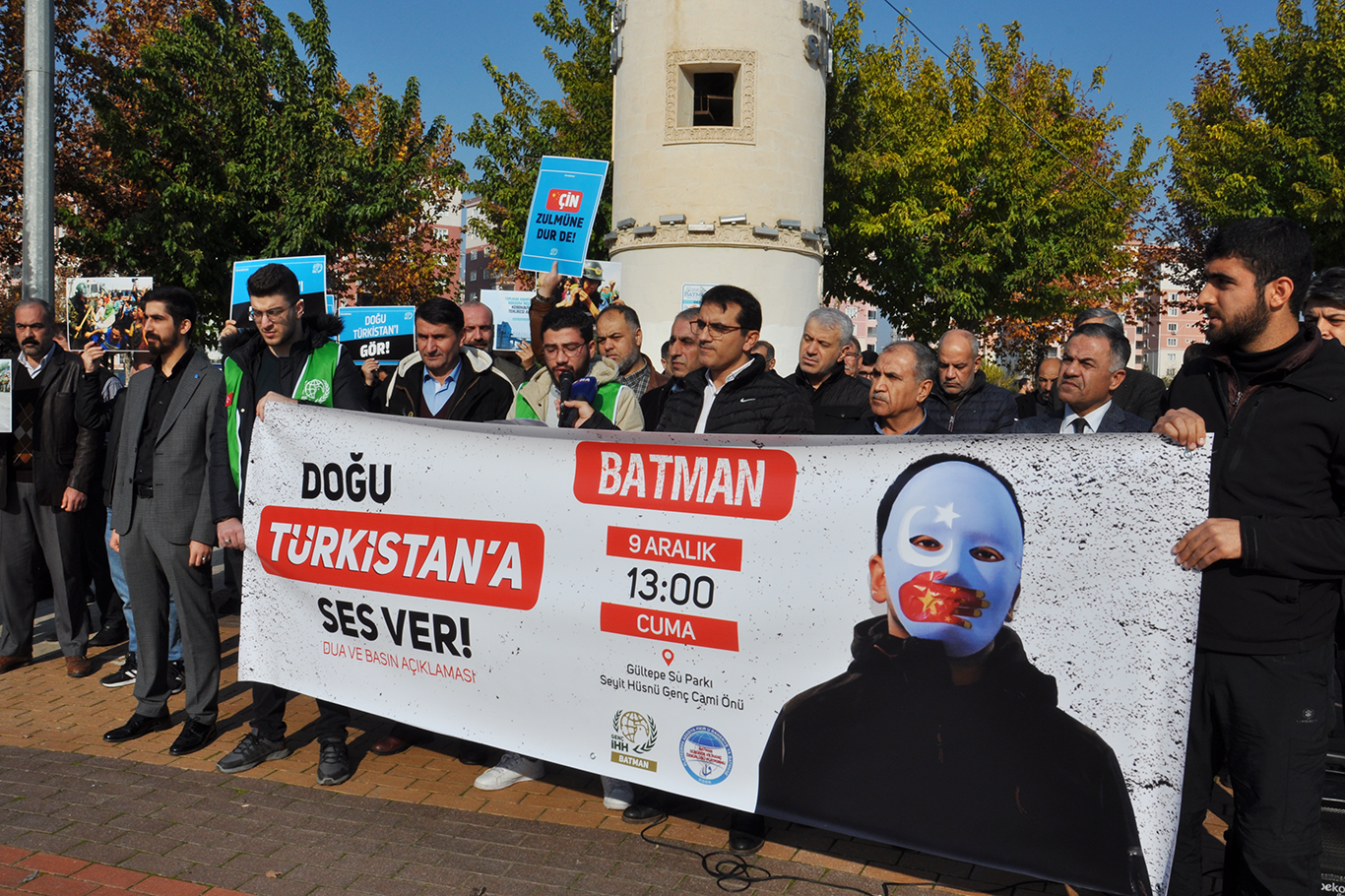 Komünist Çin hükümeti Batman'da protesto edildi Komünist Çin hükümeti Batman'da protesto edildi
