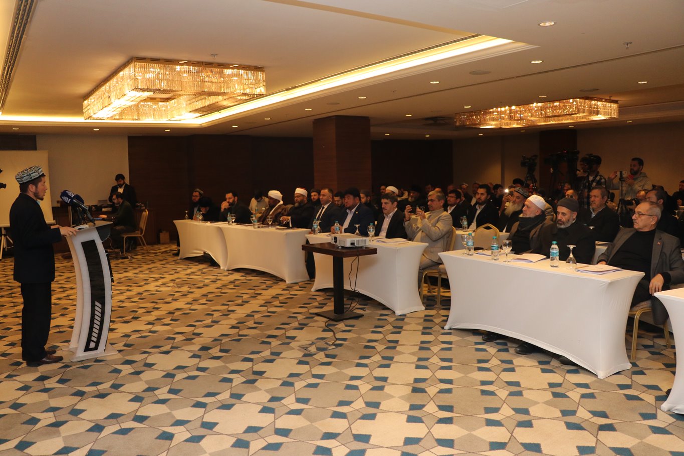 Yanıltıcı Çin propagandasına karşı âlimler ve STK'lardan ortak basın açıklaması