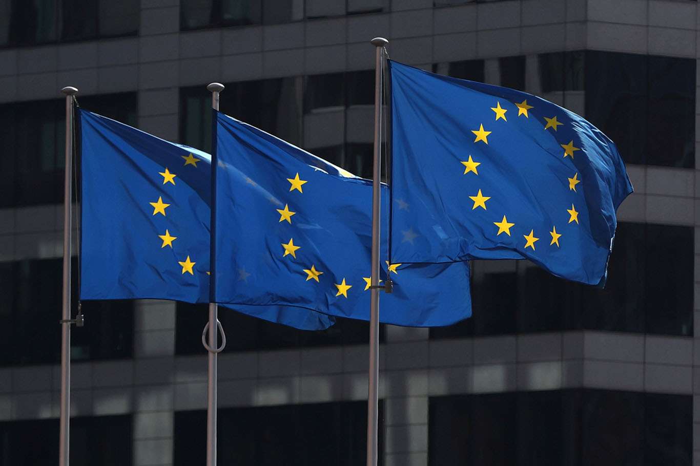 EU imposes new sanctions on Iranian officials and organizations