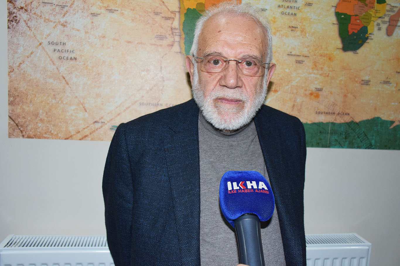 İhsan Süreyya Sırma: Müslümanları parçalayan ırkçılık ve milliyetçiliktir İhsan Süreyya Sırma: Müslümanları parçalayan ırkçılık ve milliyetçiliktir