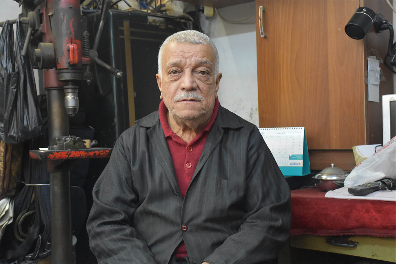 Adanalı Cabbar Usta 62 yıldır bozulan silahları tamir ediyor