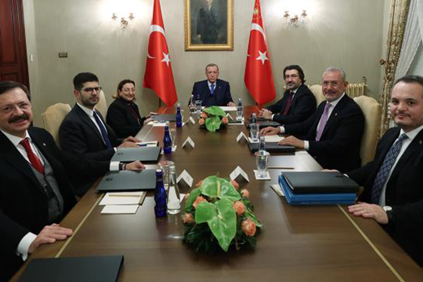 Cumhurbaşkanı Erdoğan, Türkiye Varlık Fonu A.Ş Yönetim Kurulu'nu kabul etti Cumhurbaşkanı Erdoğan, Türkiye Varlık Fonu A.Ş Yönetim Kurulu'nu kabul etti