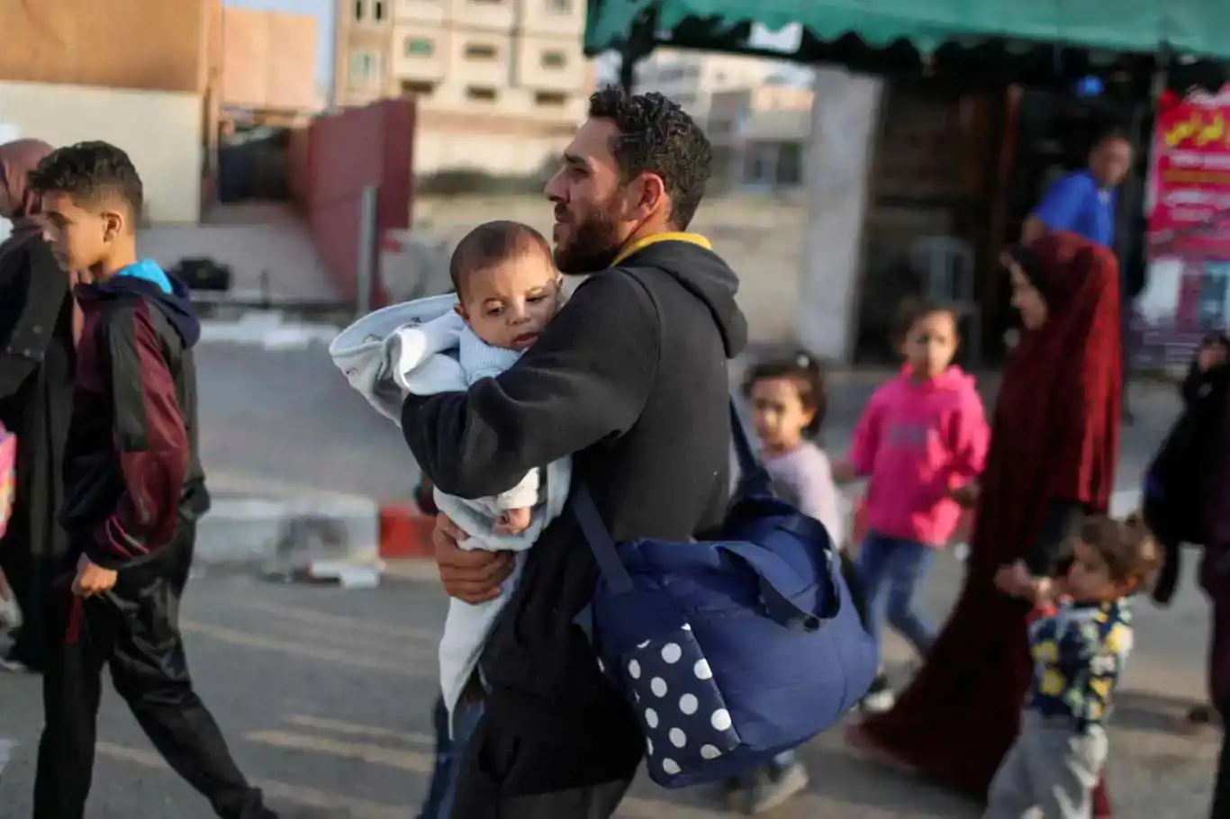 UNRWA reports over 137,000 Gaza residents seek shelter in schools UNRWA reports over 137,000 Gaza residents seek shelter in schools