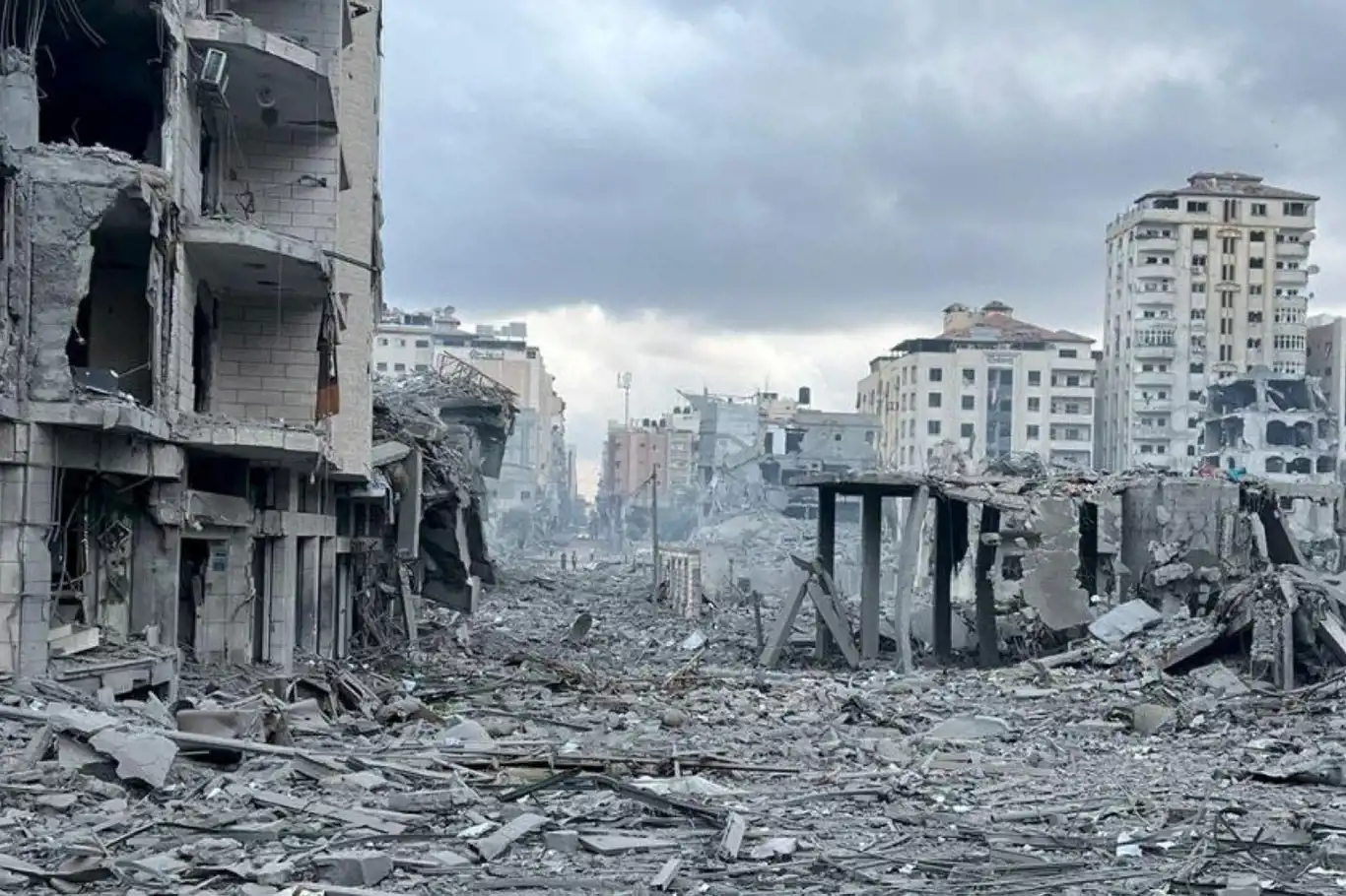 Siyonist rejim: Gazze'ye 6 bin bomba atıldı