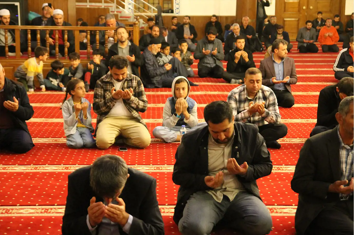 Van'da Filistin için dua programı düzenlendi