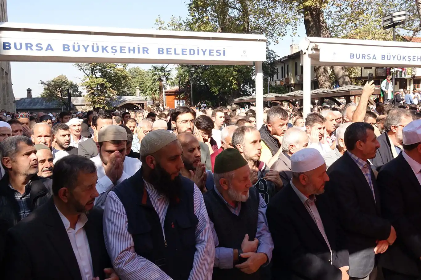 Filistin'de şehid olanlar için Bursa'da gıyabi cenaze namazı kılındı, dua edildi